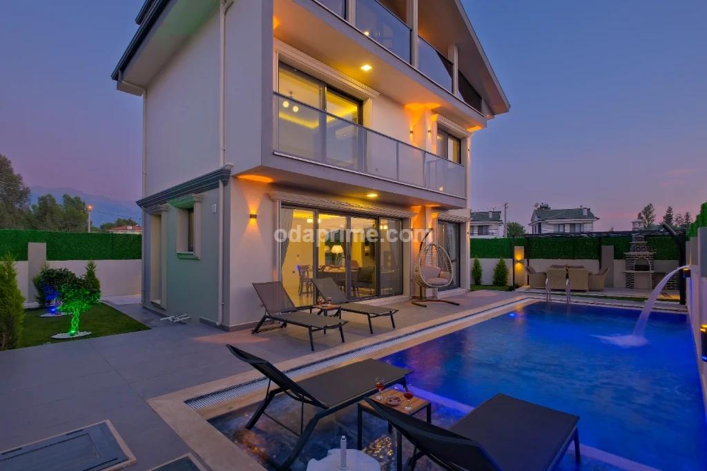 Villa Larin 2 – fotoğraf 1